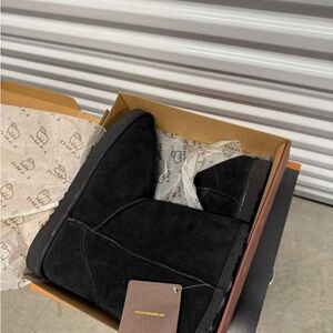 Lamo Black Ankle Booties